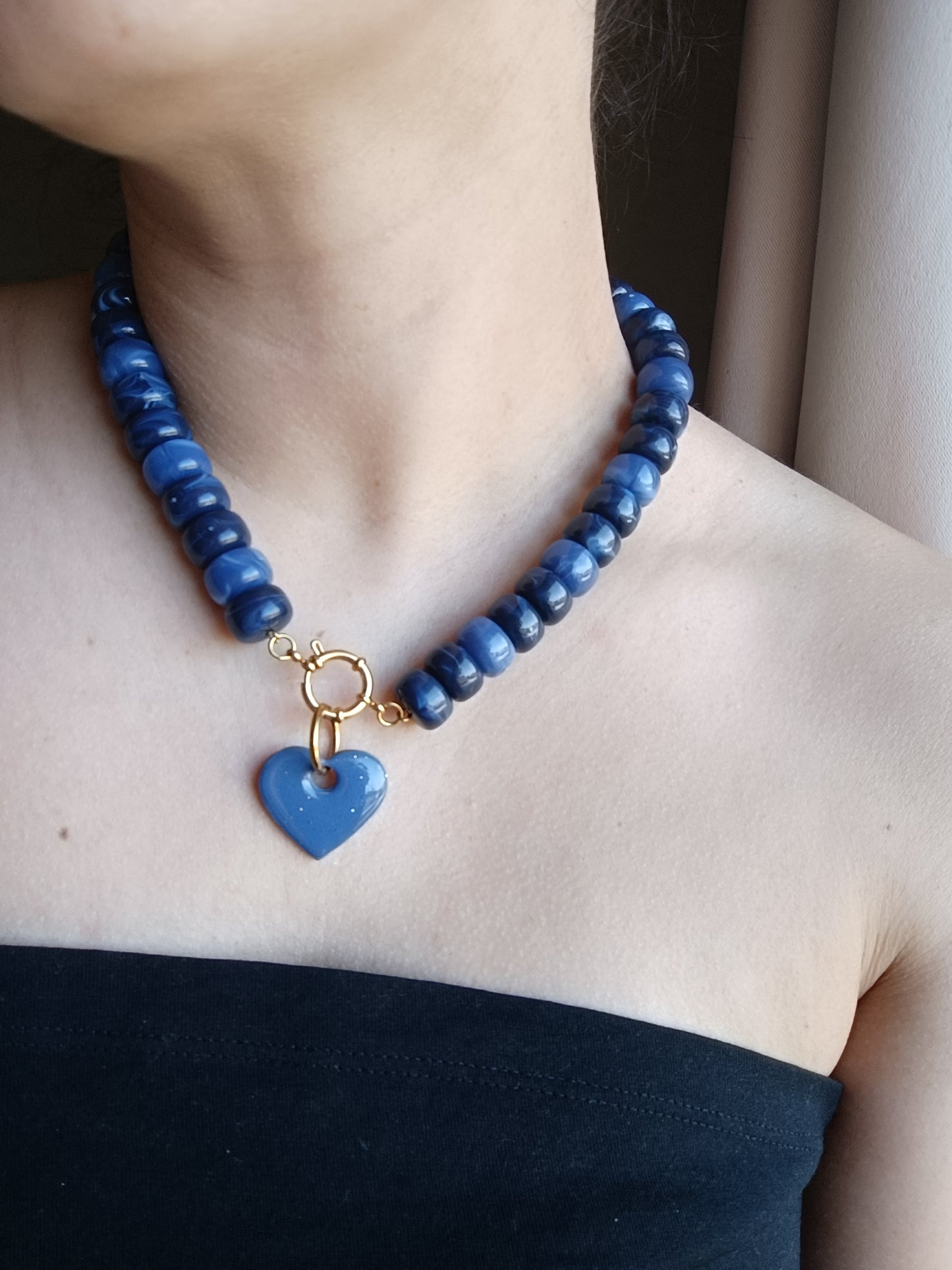 Collier alma bleu