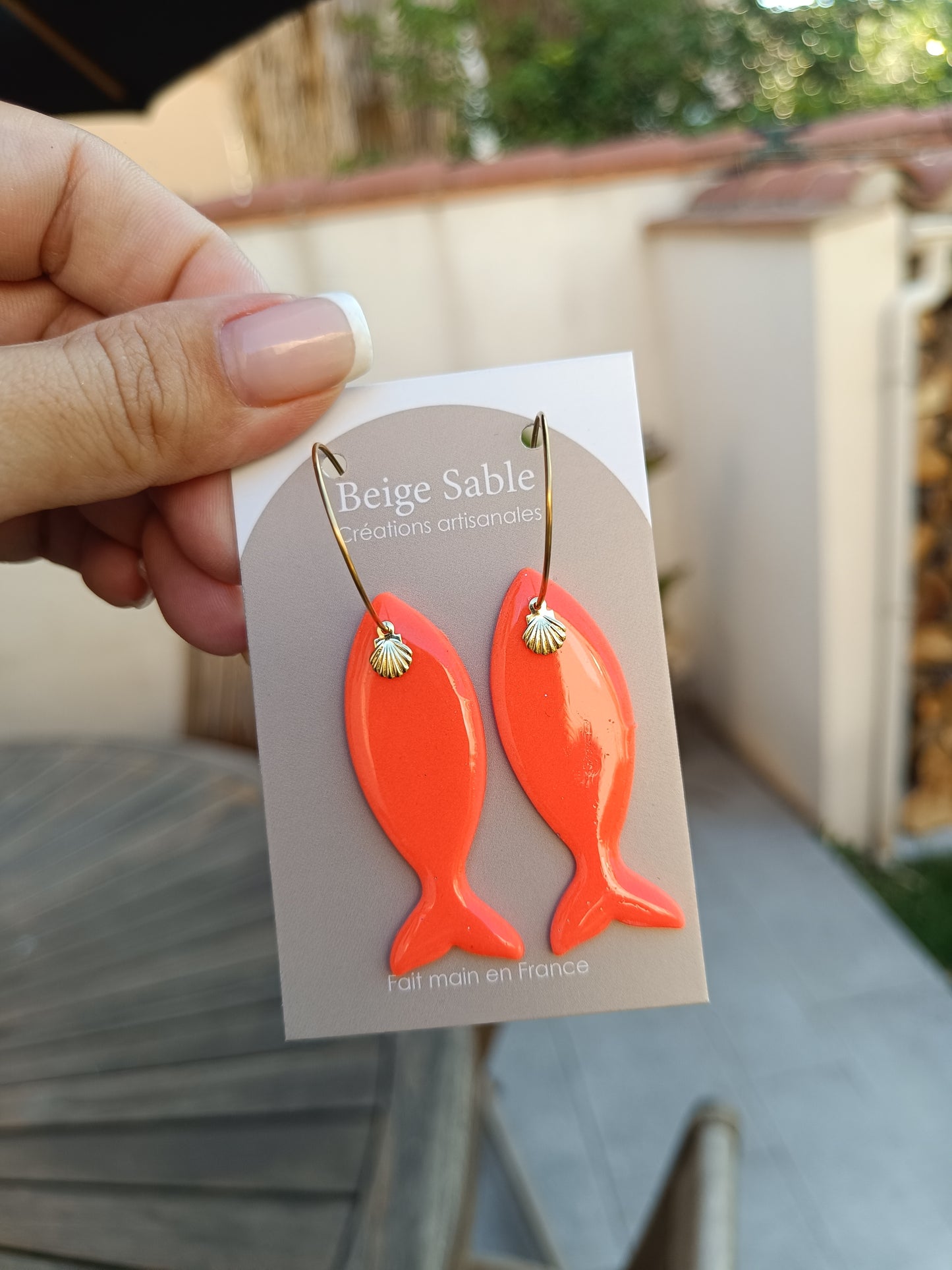 Les poissons orange fluo