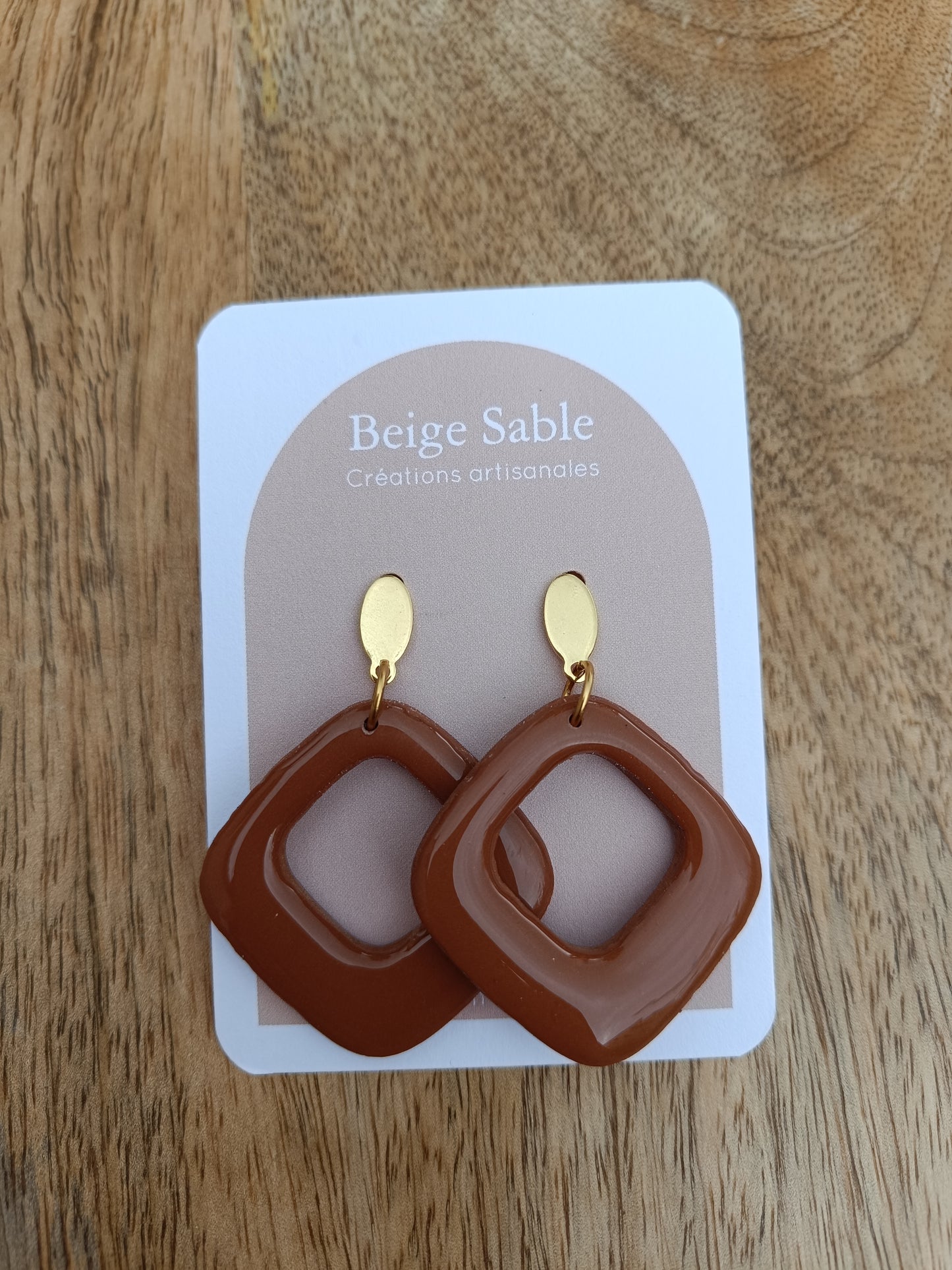 Boucles rosa camel