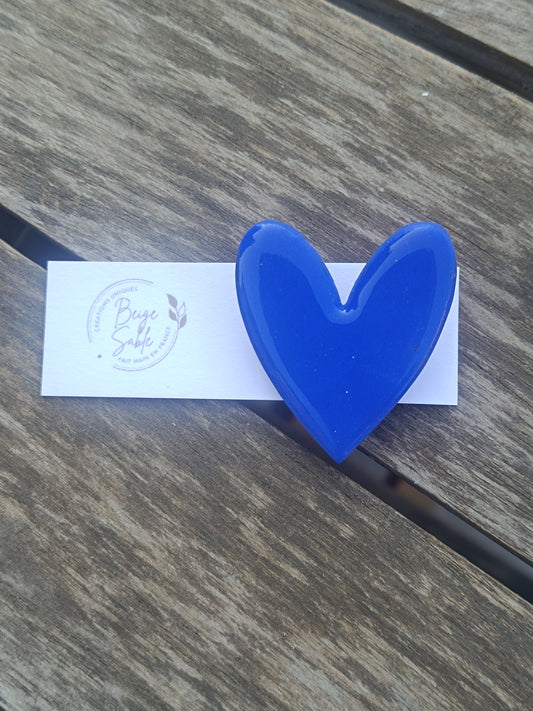 Broche coeur bleue