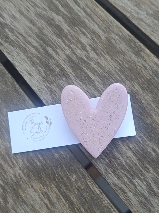 Broche coeur rose paillettes
