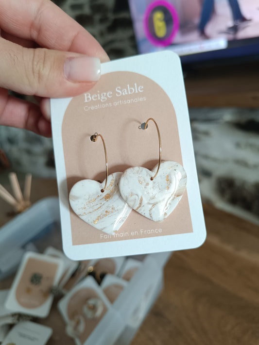 Boucles cœurs marbre